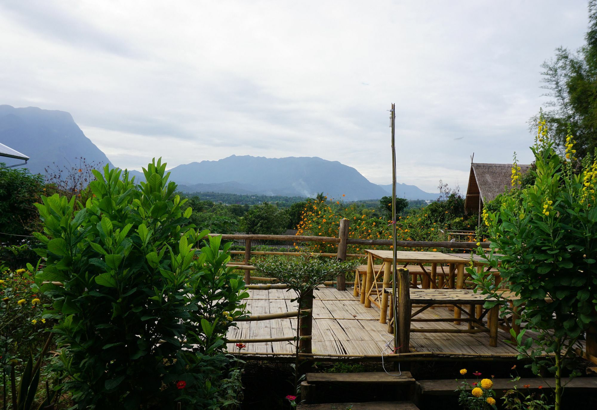 Baan Aingdoi Homestay, Чианг Дао Экстерьер фото